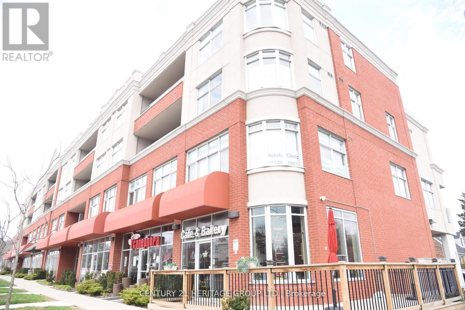 204- 222 Finch Avenue