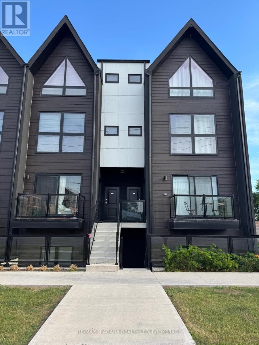 206- 7277 Wilson Crescent