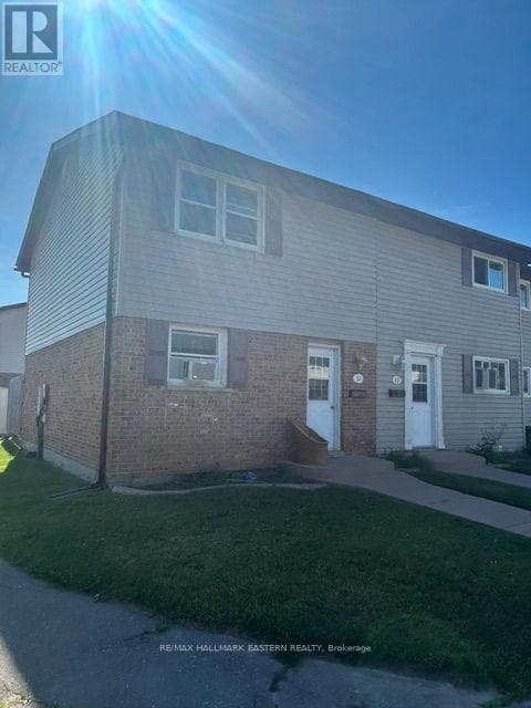 32- 996 Sydenham Road