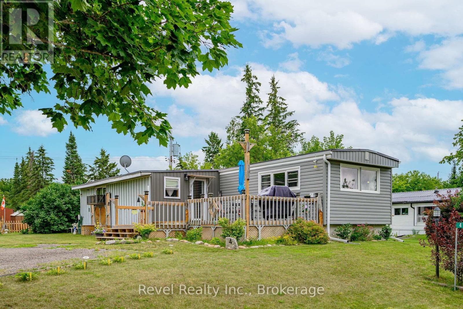 4 HOMEWOOD Avenue