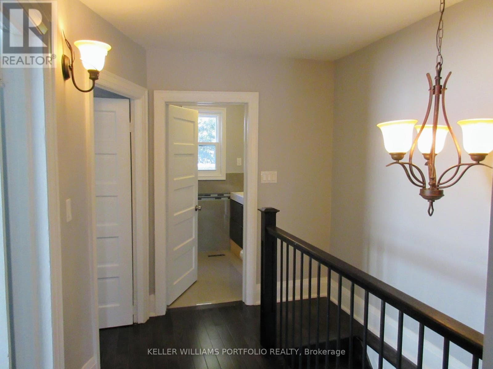 Single Family at 71 Chisholm Avenue, Toronto (Woodbine-Lumsden), Ontario - Photo 4 - RE/MAX Garden City Realty