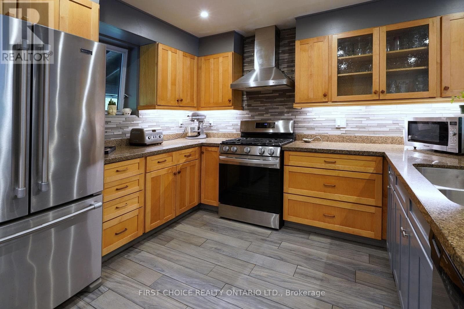 Single Family at 74 The Boulevard, New Tecumseth (Tottenham), Ontario - Photo 8 - RE/MAX Garden City Realty