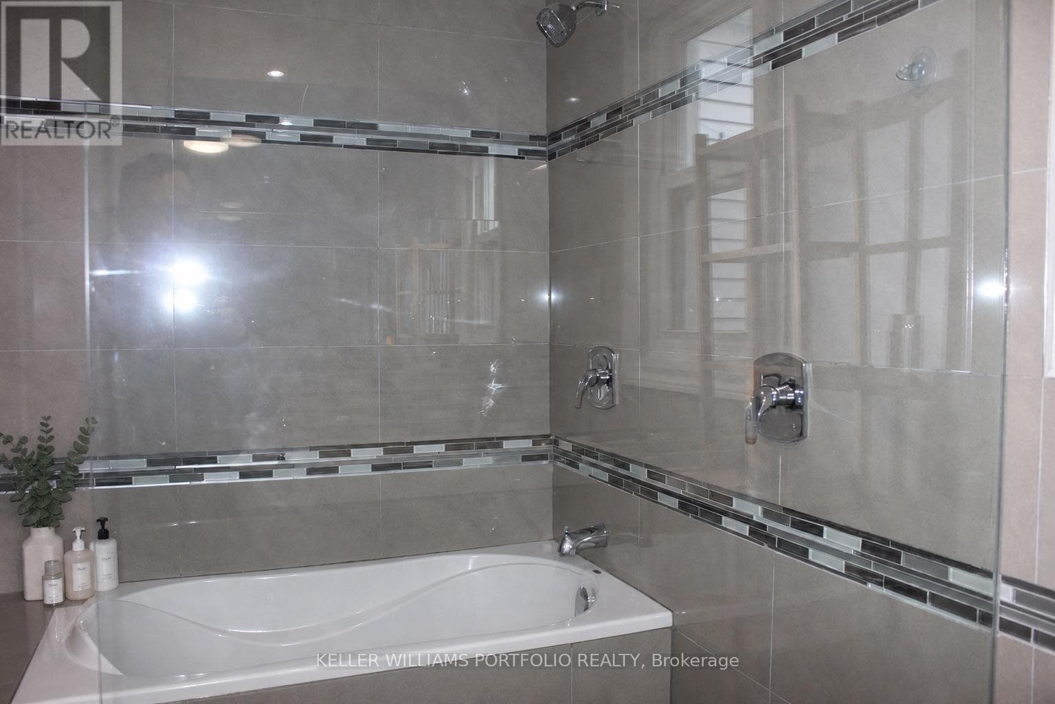 Single Family at 71 Chisholm Avenue, Toronto (Woodbine-Lumsden), Ontario - Photo 7 - RE/MAX Garden City Realty