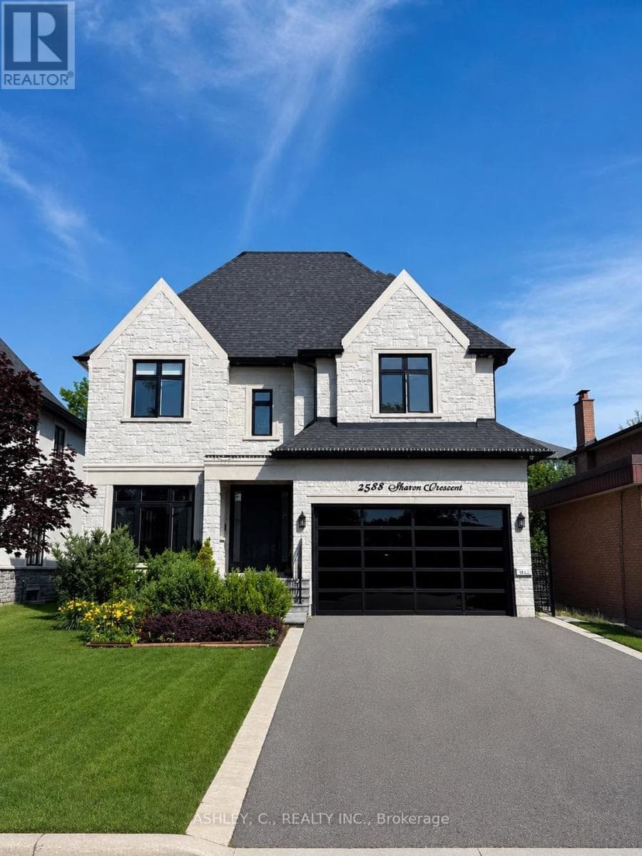 2588 Sharon Crescent