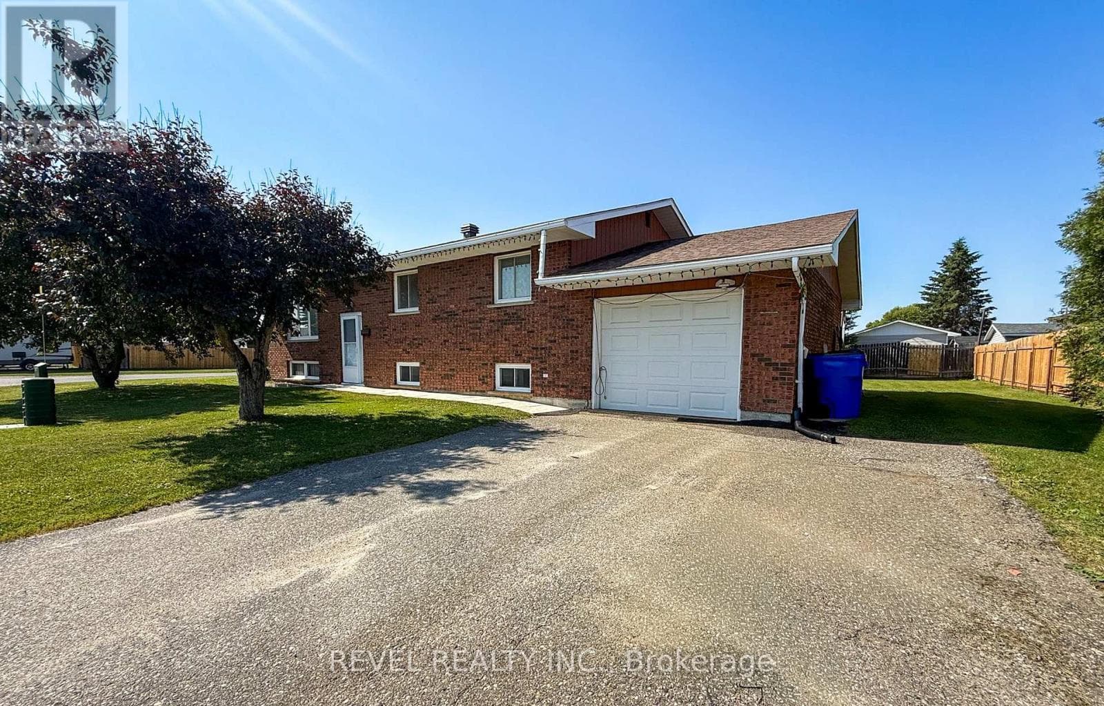 Single Family at 1330 Chenier Avenue, Timmins (MTJ - Main Area), Ontario - Photo 2 - RE/MAX Garden City Realty