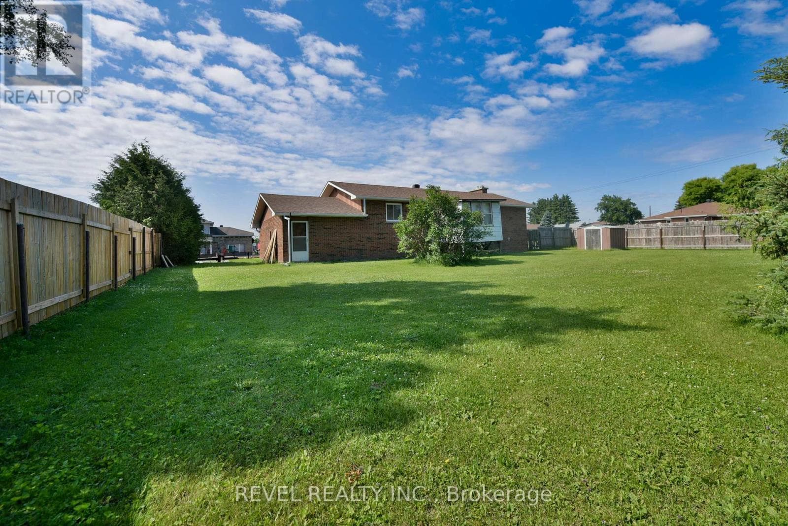 Single Family at 1330 Chenier Avenue, Timmins (MTJ - Main Area), Ontario - Photo 6 - RE/MAX Garden City Realty