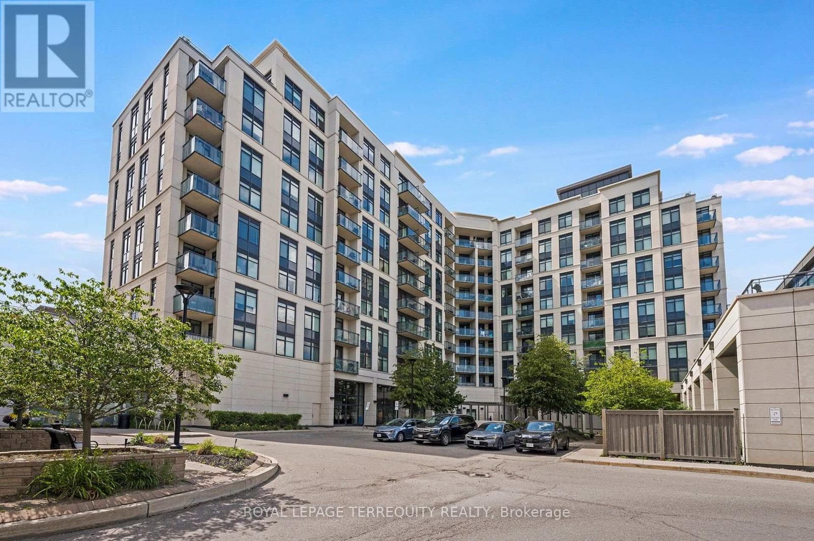 709- 12 Woodstream Boulevard