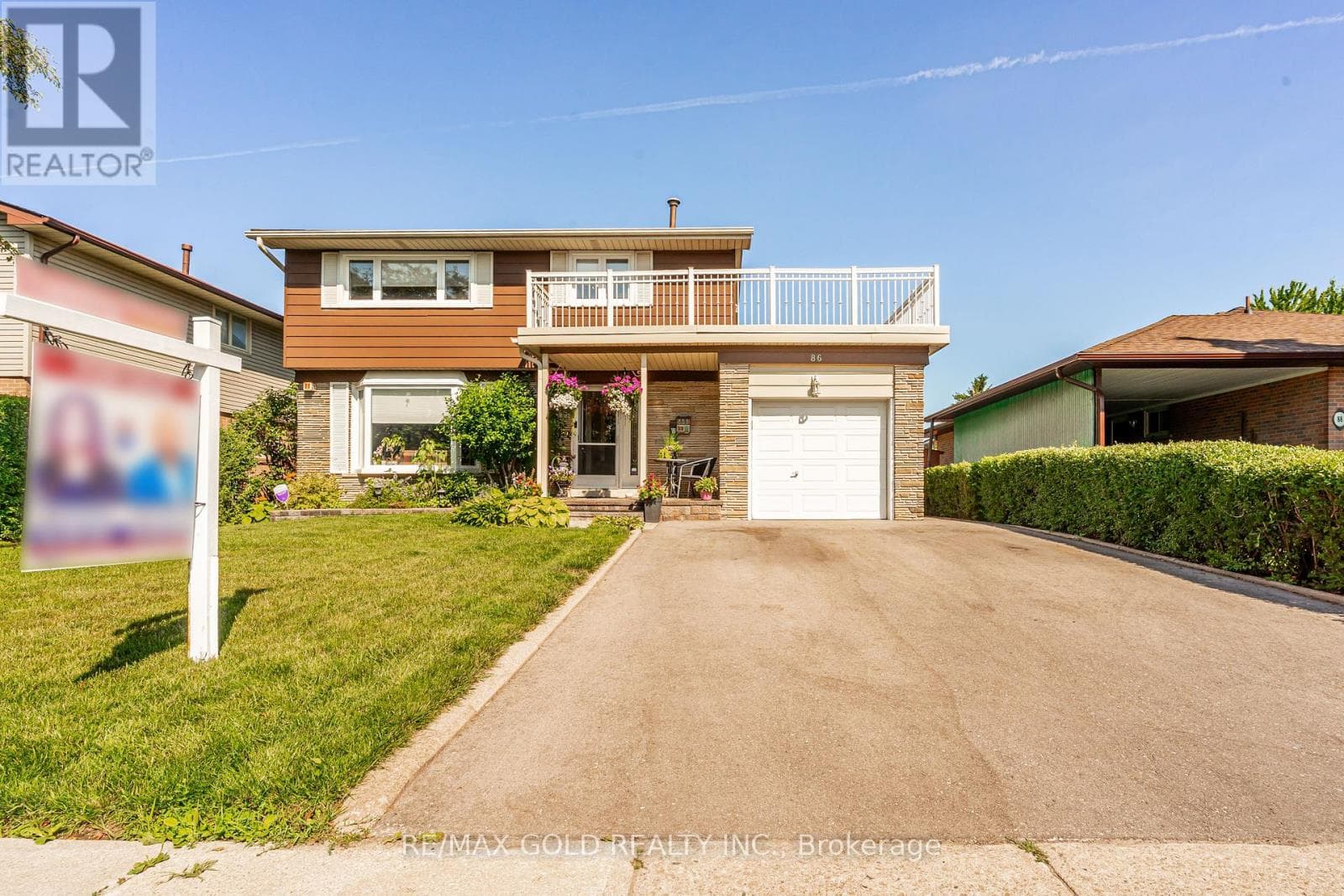 86 Clarence Street