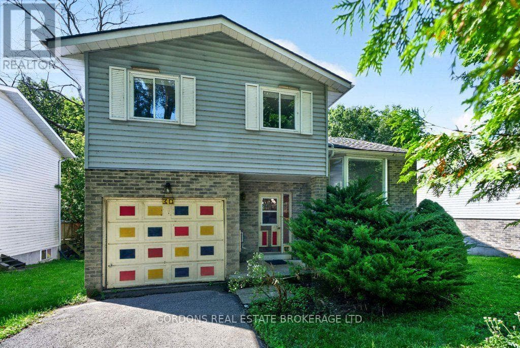 Single Family at 30 Limeridge Drive, Kingston (Kingston East (Incl Barret Crt)), Ontario - Photo 2 - RE/MAX Garden City Realty