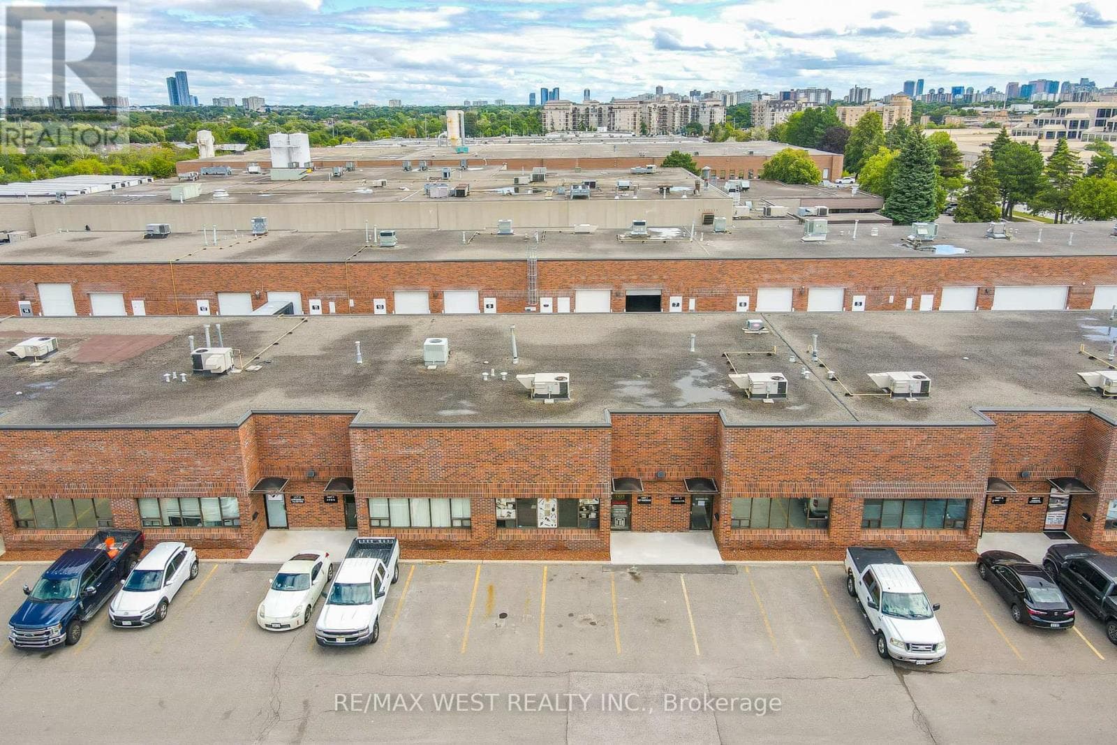 8- 116 Viceroy Road