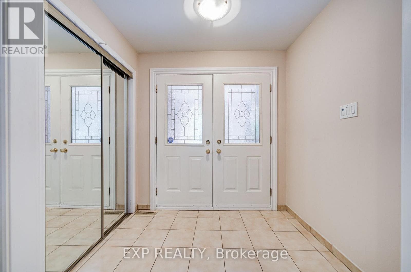 Single Family at 46 Eden Avenue, Markham (Milliken Mills East), Ontario - Photo 4 - RE/MAX Garden City Realty