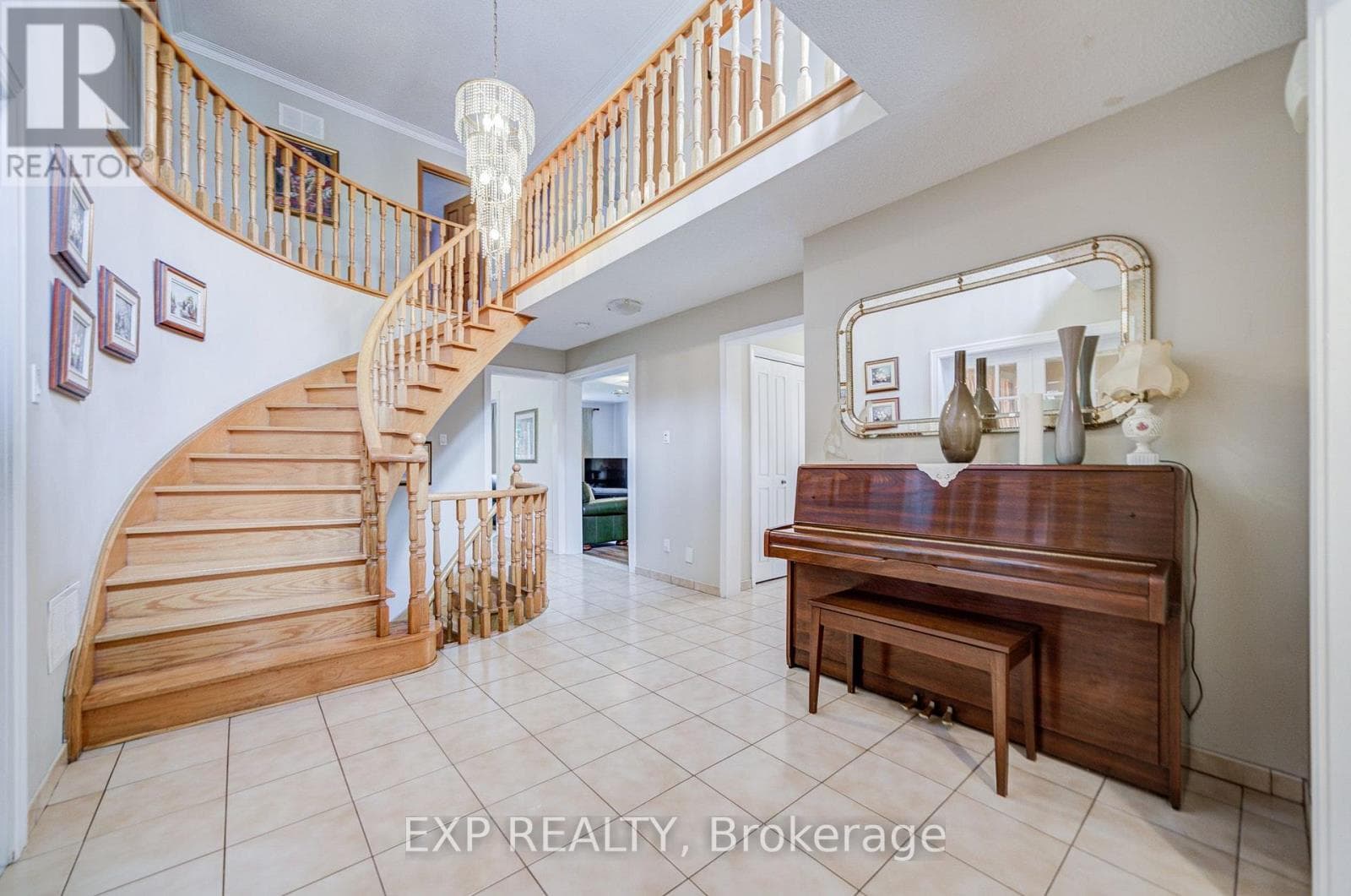 Single Family at 46 Eden Avenue, Markham (Milliken Mills East), Ontario - Photo 5 - RE/MAX Garden City Realty