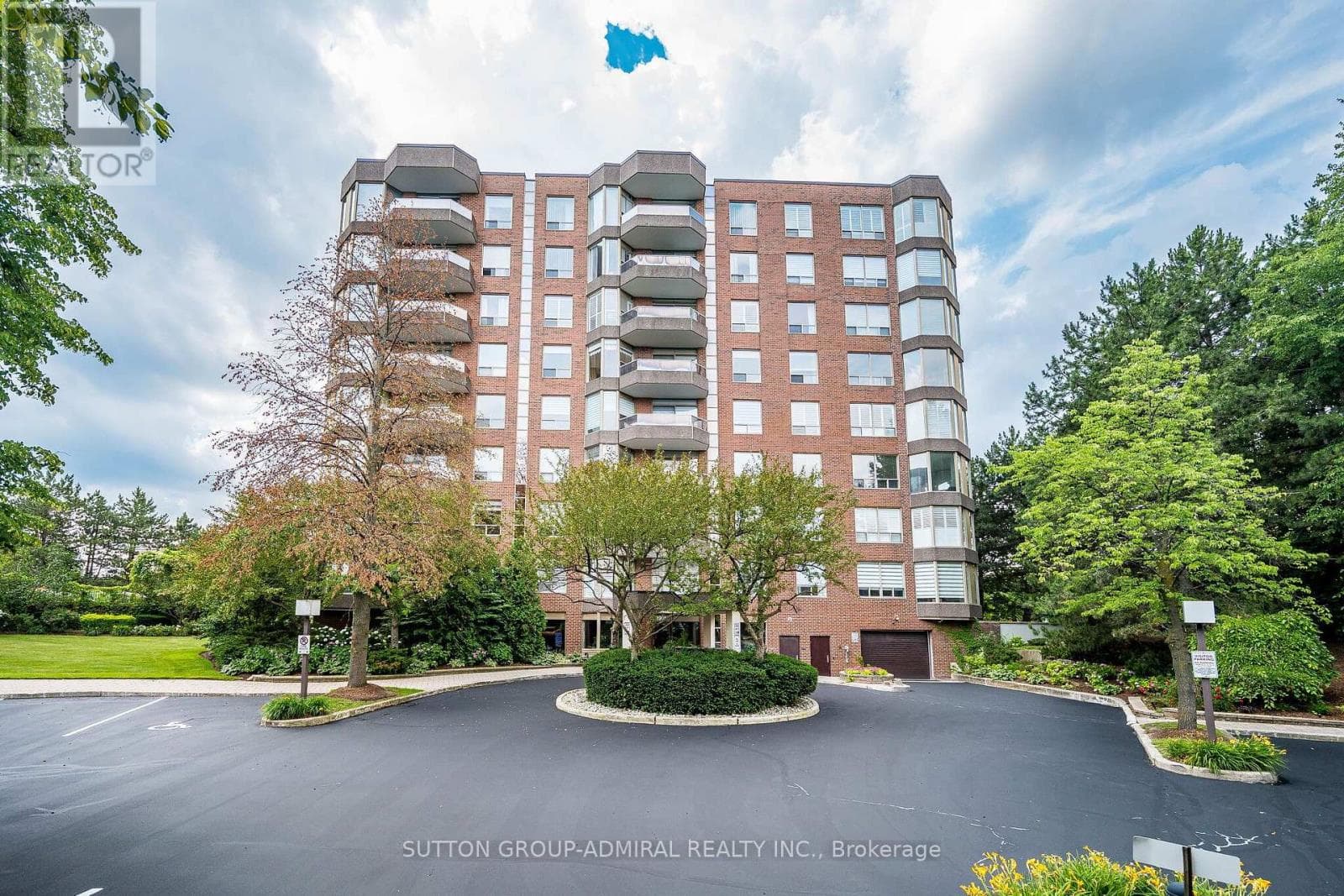 604- 1901 Pilgrims Way