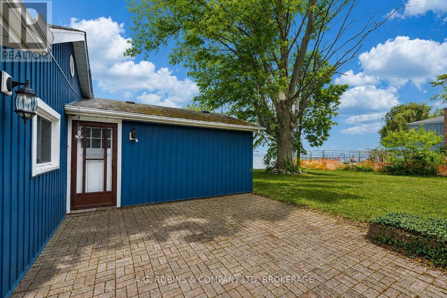 Single Family at 11251 HARBOURVIEW Road, Wainfleet (Lakeshore), Ontario - Photo 6 - RE/MAX Garden City Realty