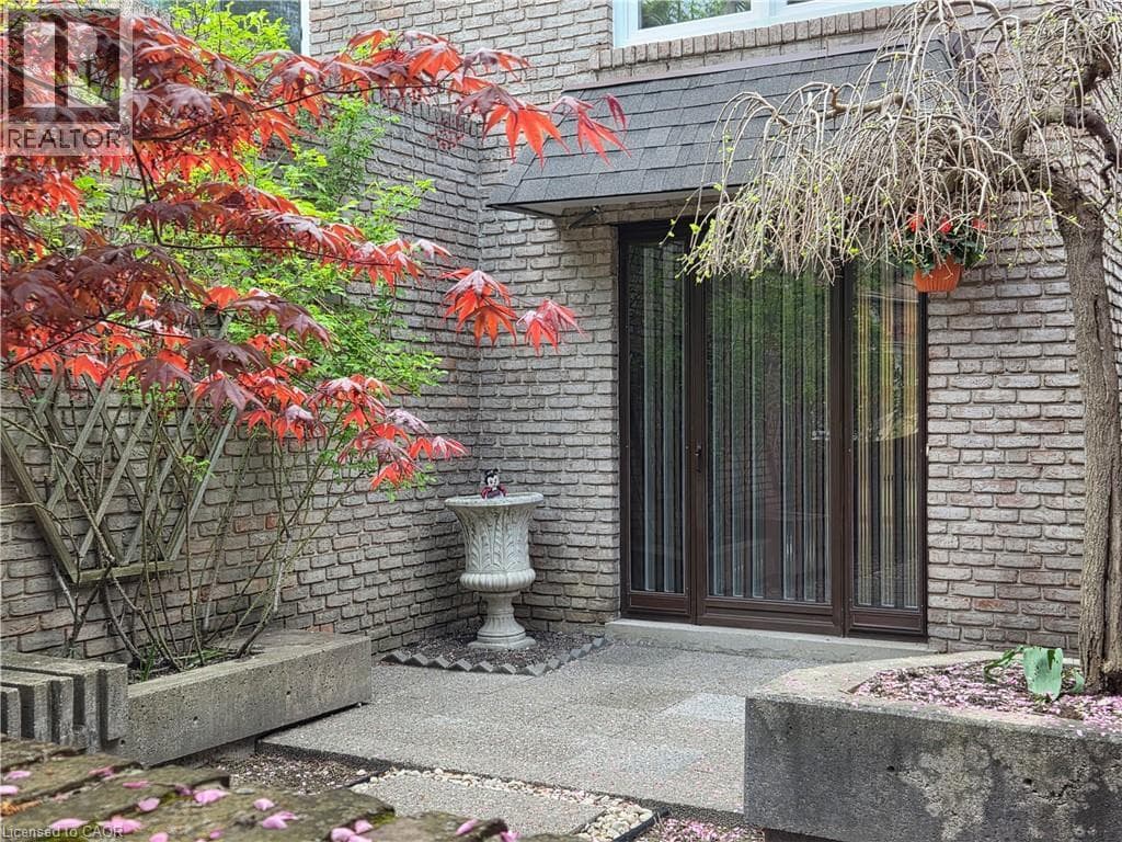 Single Family at 89 ELMSTHORPE Avenue, Toronto, Ontario - Photo 4 - RE/MAX Garden City Realty