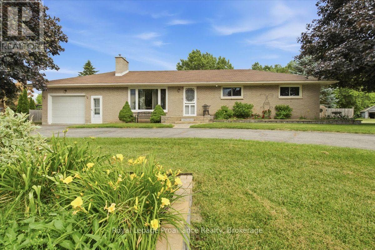 178 Riverside Parkway