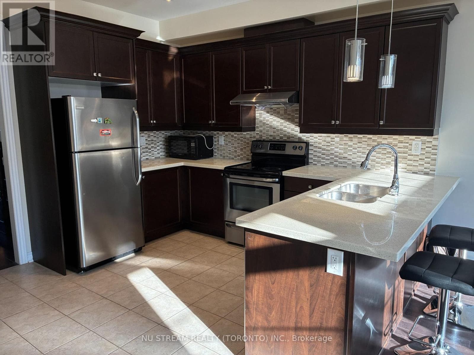 Single Family at 300 Delray Drive, Markham (Greensborough), Ontario - Photo 2 - RE/MAX Garden City Realty