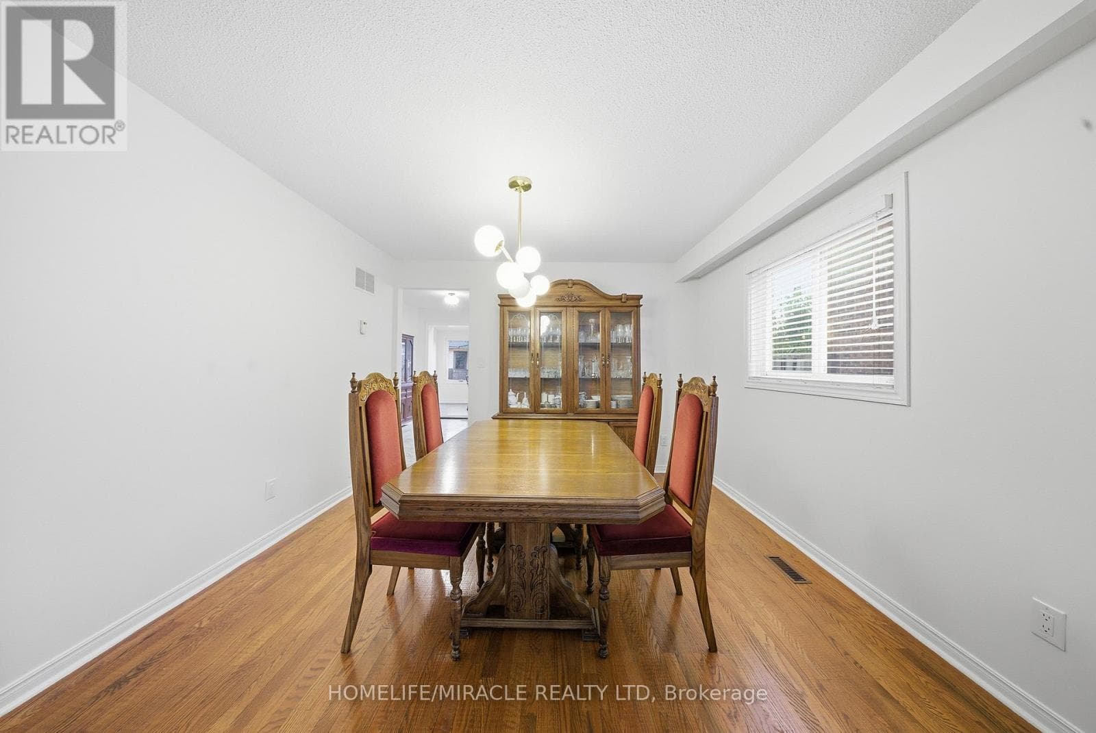 Single Family at 4343 Alta Court, Mississauga (Rathwood), Ontario - Photo 10 - RE/MAX Garden City Realty