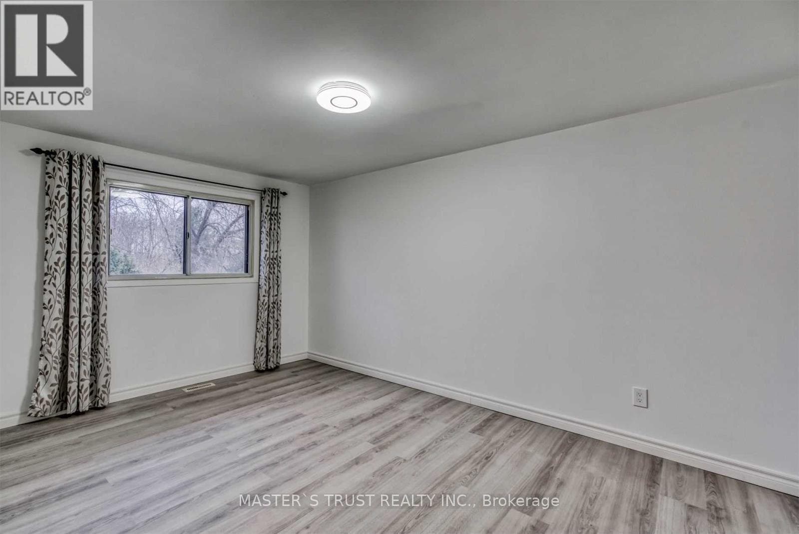 Single Family at Main- 1473 Freeport Drive, Mississauga (Erindale), Ontario - Photo 10 - RE/MAX Garden City Realty
