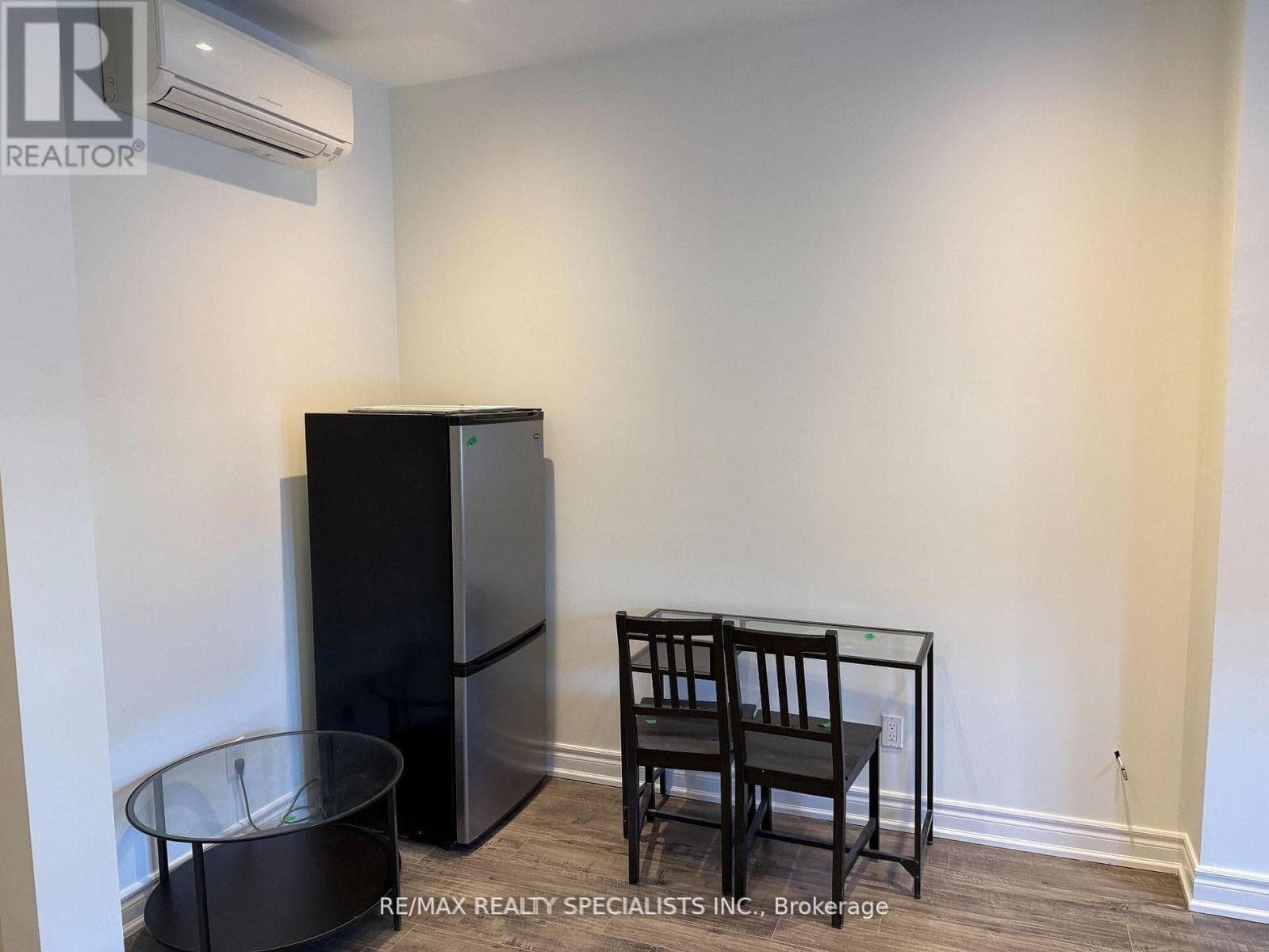 Single Family at 2- 450 Bathurst Street, Toronto (Trinity-Bellwoods), Ontario - Photo 10 - RE/MAX Garden City Realty