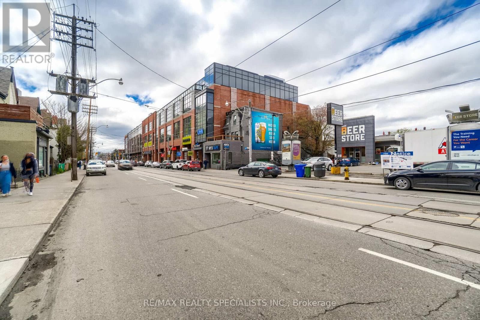 Single Family at 2- 450 Bathurst Street, Toronto (Trinity-Bellwoods), Ontario - Photo 9 - RE/MAX Garden City Realty