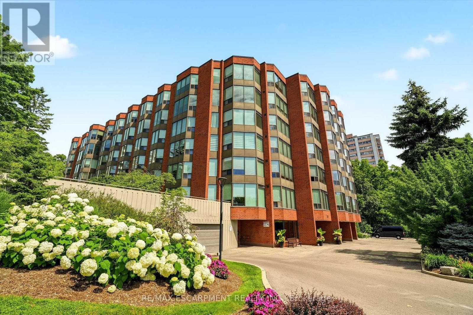 507- 2121 Lakeshore Road