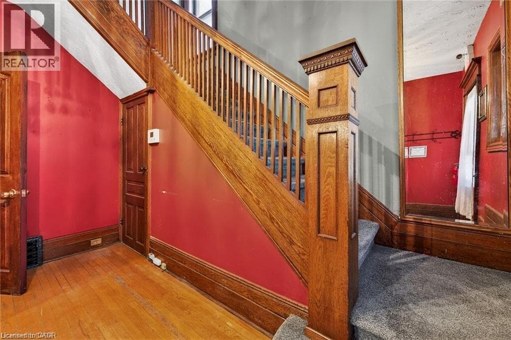 Single Family at 4637 ELLIS Street, Niagara Falls, Ontario - Photo 9 - RE/MAX Garden City Realty
