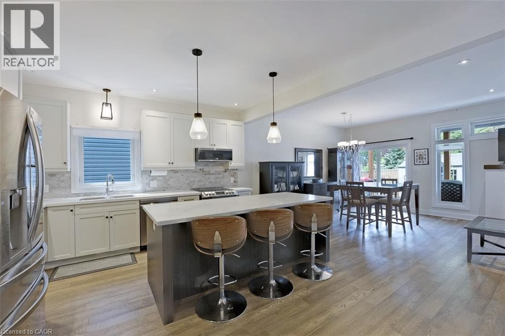 Single Family at 77 BROADWAY Avenue, St. Catharines, Ontario - Photo 8 - RE/MAX Garden City Realty