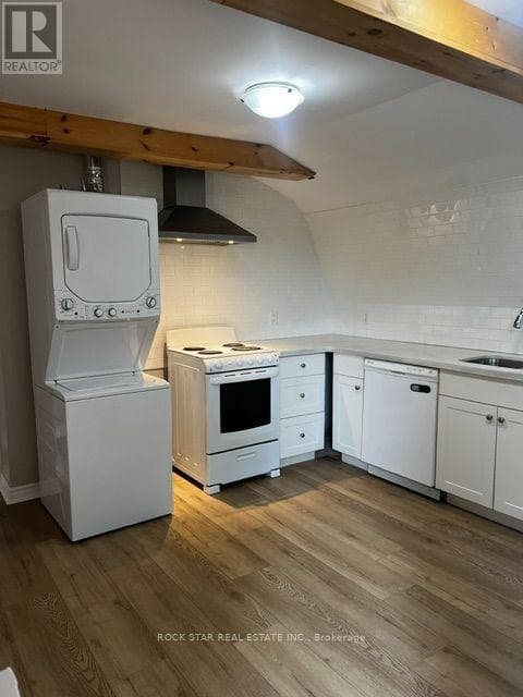 Single Family at 63 Dolphin Street, Port Colborne (Bethel), Ontario - Photo 6 - RE/MAX Garden City Realty