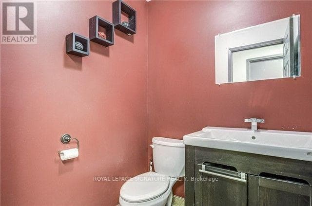 Industrial at 9- 130 Industry Street, Toronto (Brookhaven-Amesbury), Ontario - Photo 10 - RE/MAX Garden City Realty
