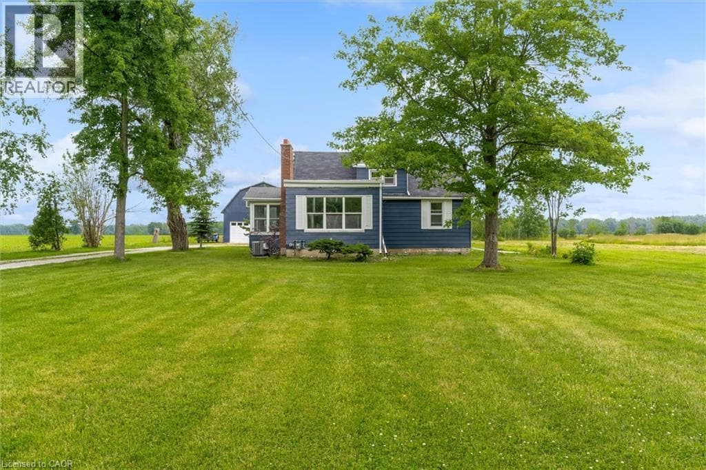 Single Family at 87 MUD Street, Grimsby, Ontario - Photo 2 - RE/MAX Garden City Realty