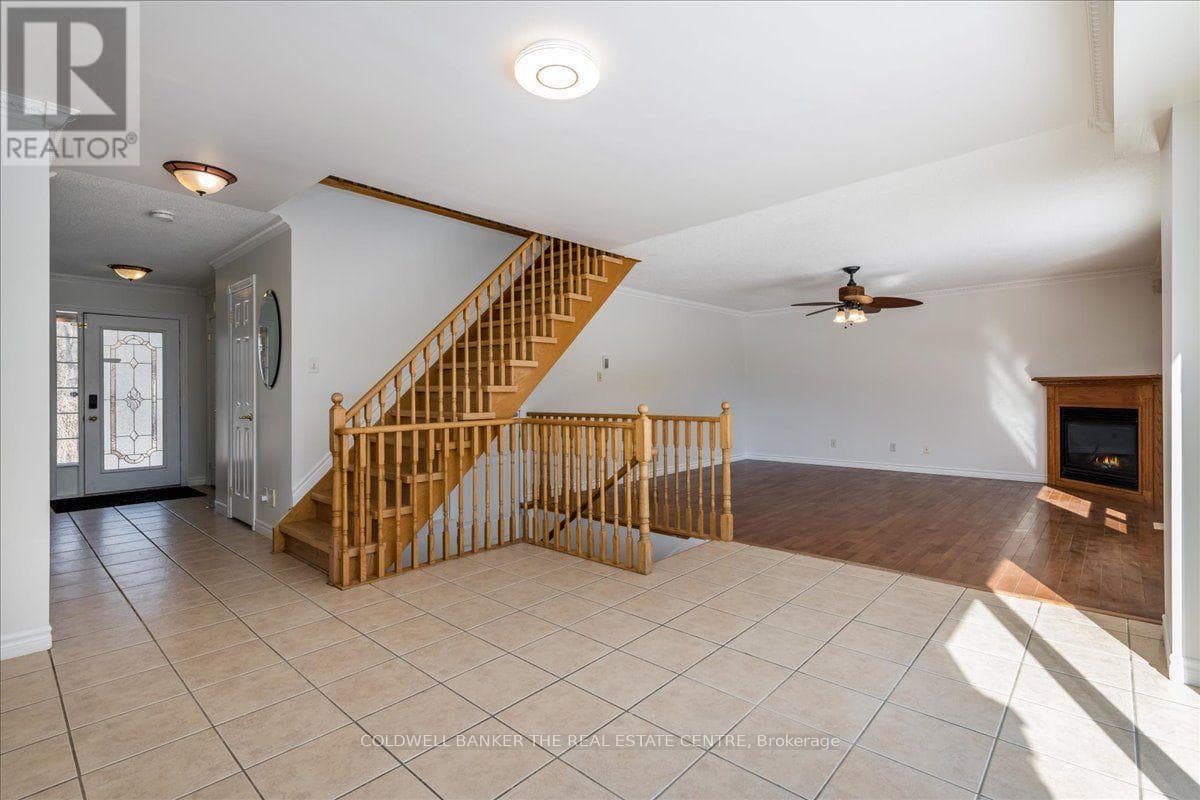 Single Family at Main Flr- 229 Sproule Drive, Barrie (Edgehill Drive), Ontario - Photo 5 - RE/MAX Garden City Realty