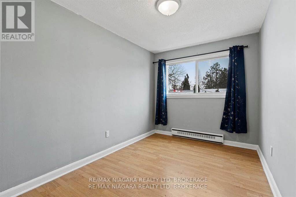 Single Family at 2- 27 Main Street, St. Catharines (Port Dalhousie), Ontario - Photo 8 - RE/MAX Garden City Realty