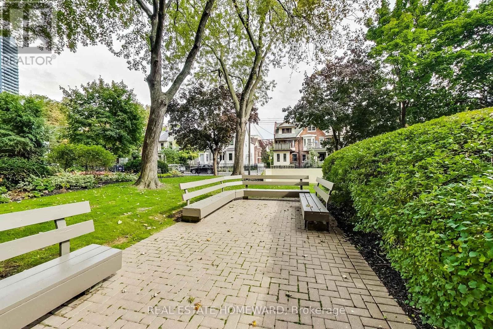 Single Family at 707- 40 Homewood Avenue, Toronto (Cabbagetown-South St. James Town), Ontario - Photo 3 - RE/MAX Garden City Realty