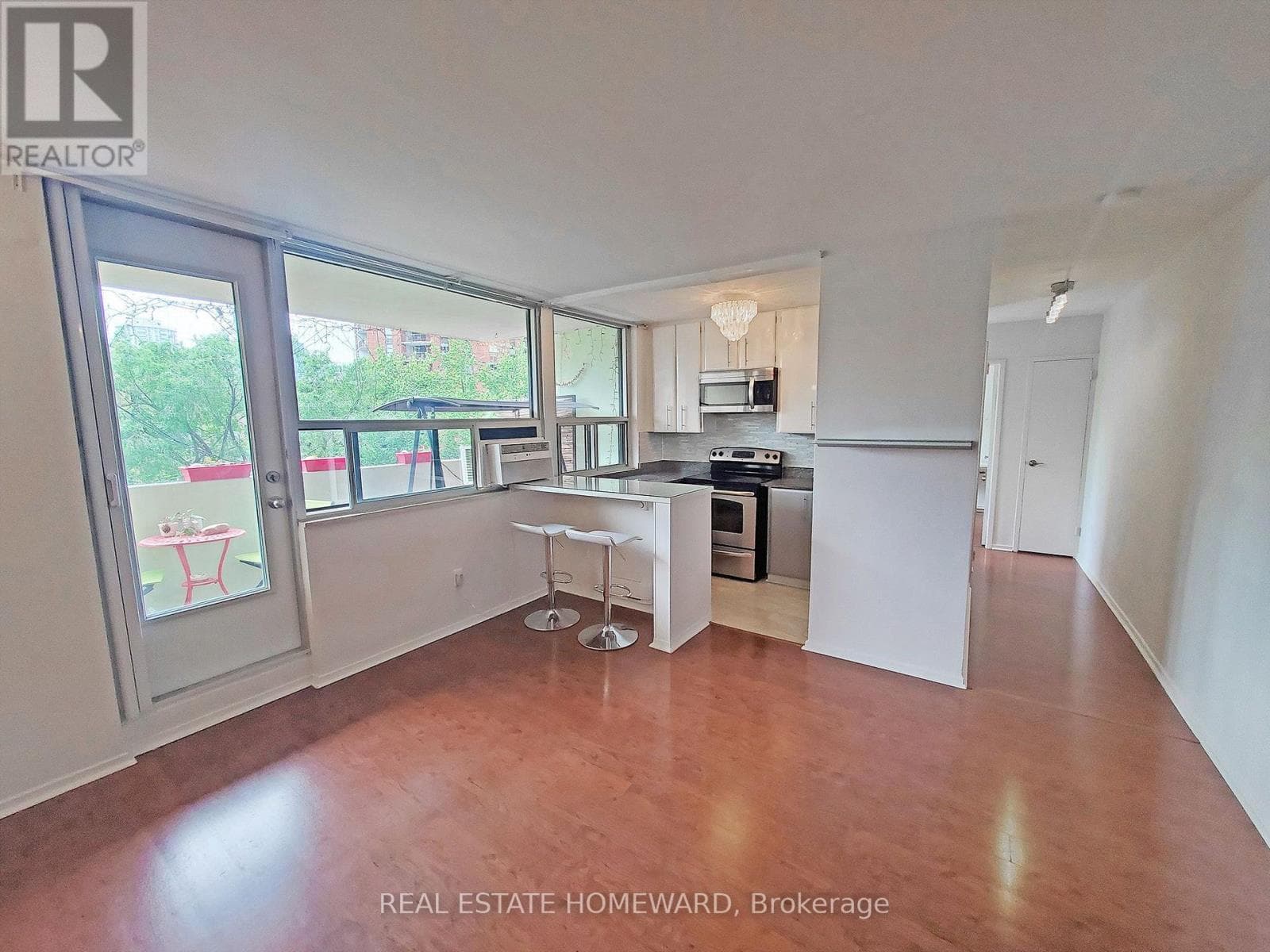 Single Family at 707- 40 Homewood Avenue, Toronto (Cabbagetown-South St. James Town), Ontario - Photo 5 - RE/MAX Garden City Realty