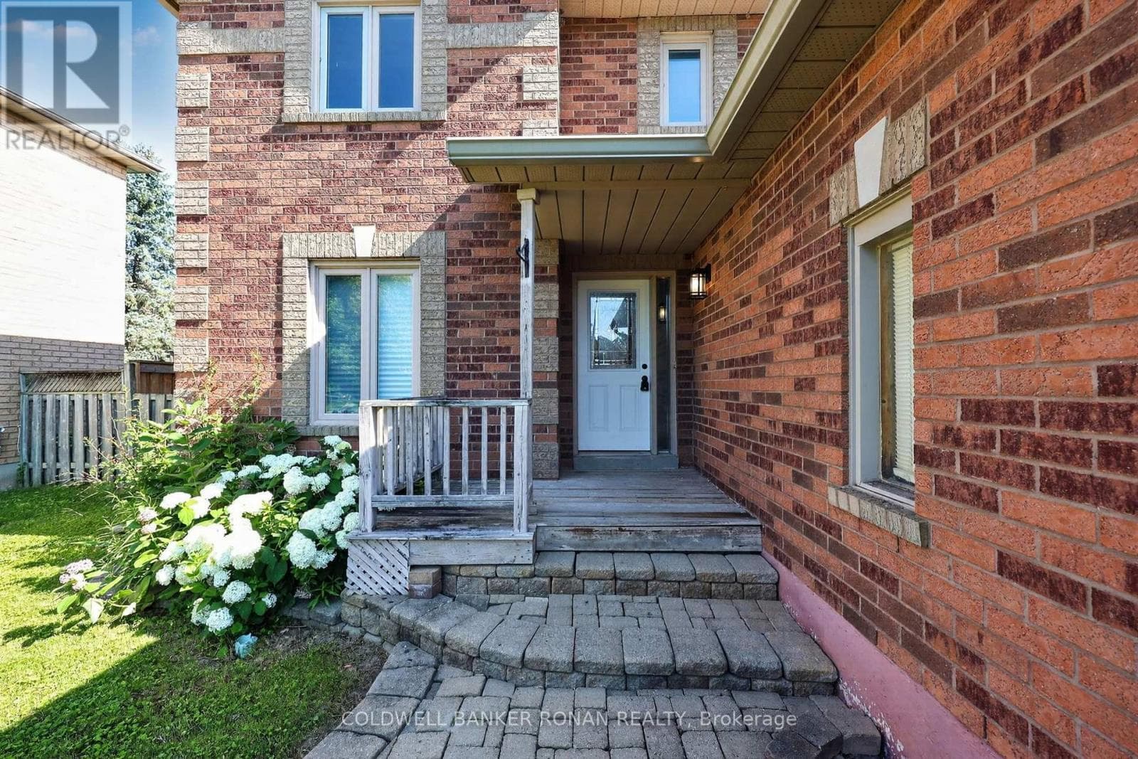 Single Family at 8 McCullough Avenue, New Tecumseth (Beeton), Ontario - Photo 3 - RE/MAX Garden City Realty