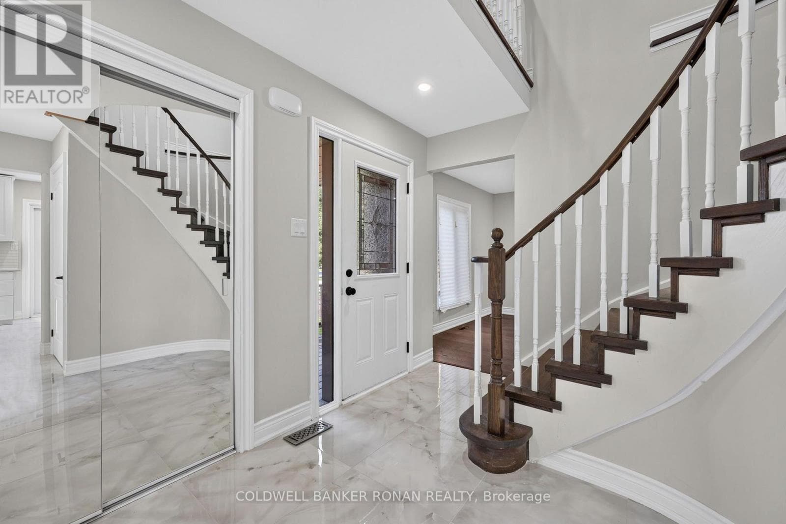Single Family at 8 McCullough Avenue, New Tecumseth (Beeton), Ontario - Photo 4 - RE/MAX Garden City Realty