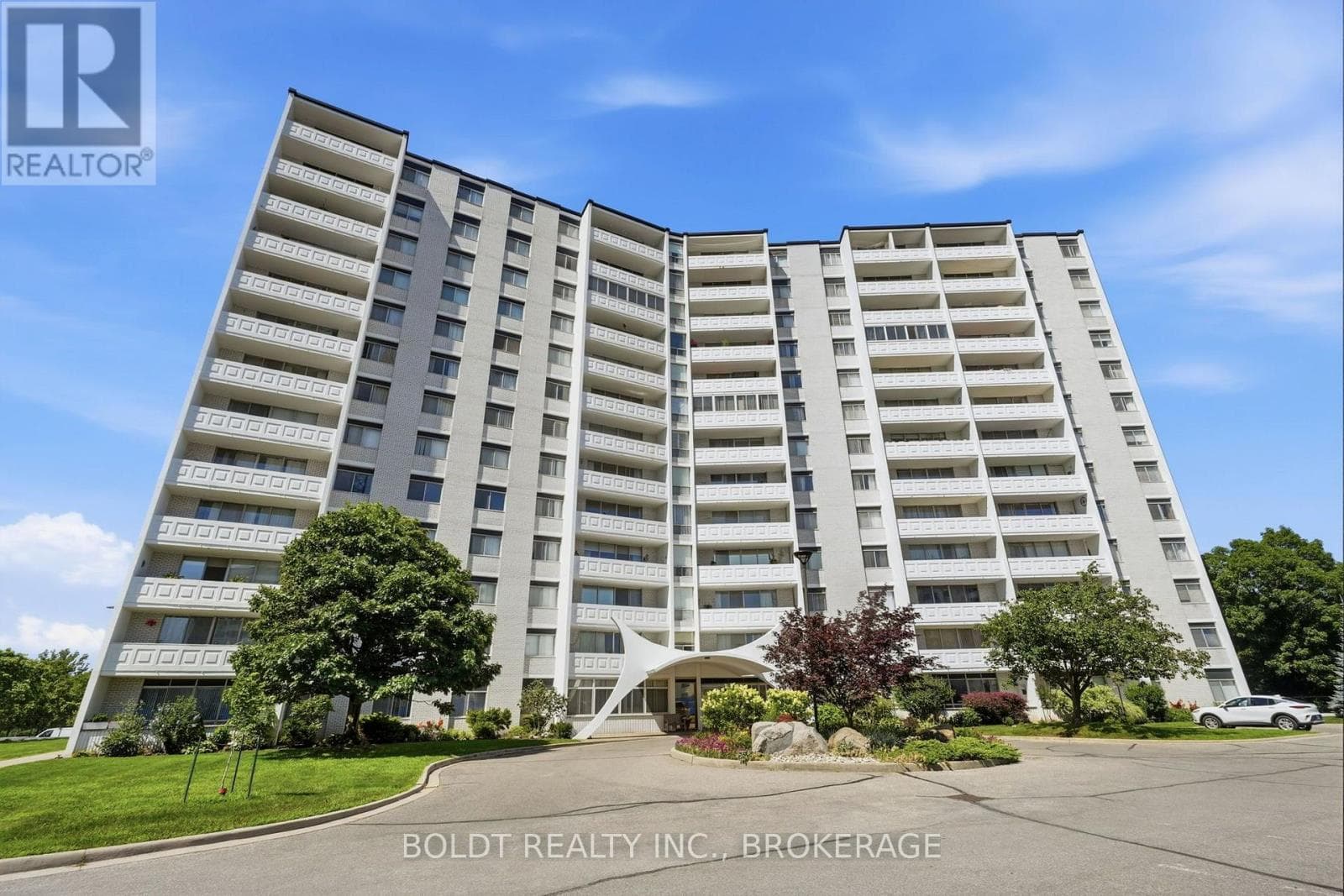 504- 15 Towering Heights Boulevard