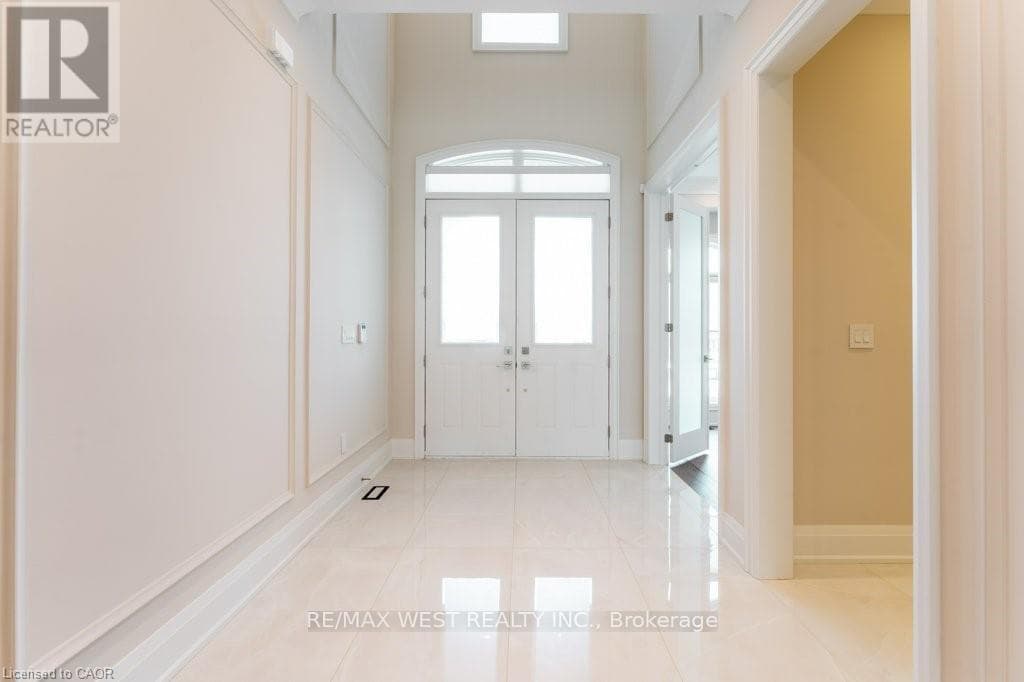 Single Family at 119 Jay Street, Toronto (Maple Leaf), Ontario - Photo 3 - RE/MAX Garden City Realty