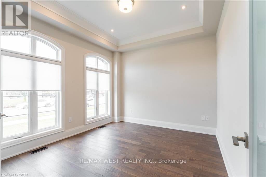 Single Family at 119 Jay Street, Toronto (Maple Leaf), Ontario - Photo 4 - RE/MAX Garden City Realty