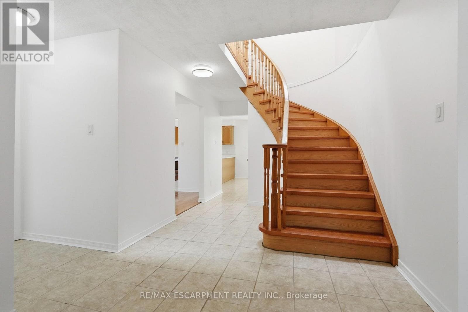 Single Family at 448 STONE CHURCH Road, Hamilton (Barnstown), Ontario - Photo 6 - RE/MAX Garden City Realty