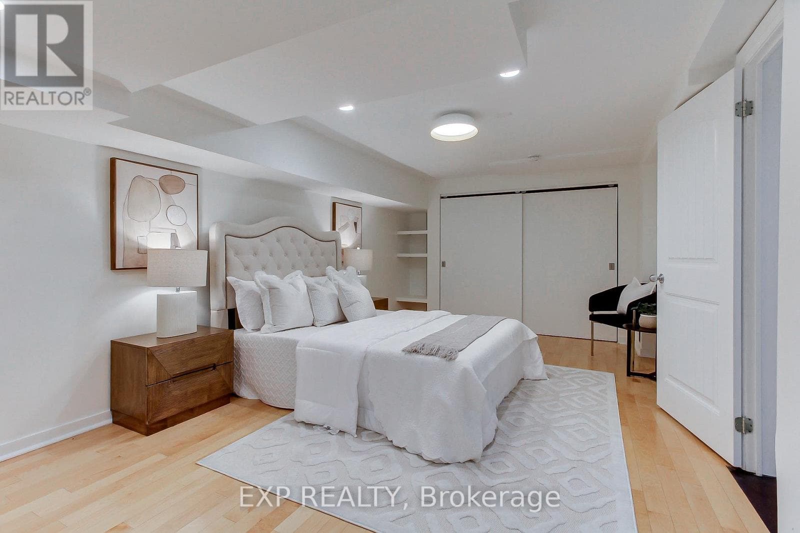 Single Family at 4- 306 Sackville Street, Toronto (Cabbagetown-South St. James Town), Ontario - Photo 6 - RE/MAX Garden City Realty