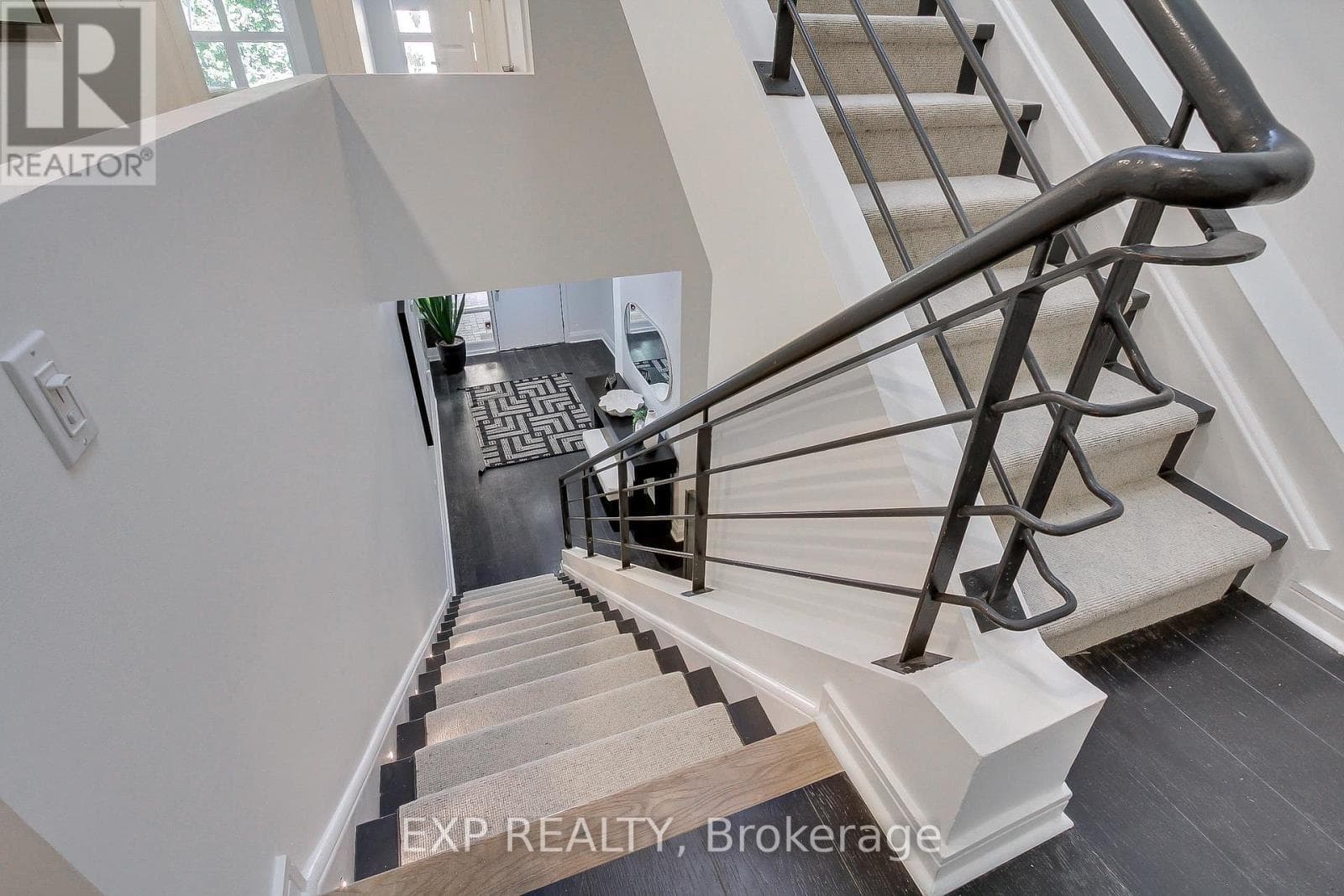 Single Family at 4- 306 Sackville Street, Toronto (Cabbagetown-South St. James Town), Ontario - Photo 8 - RE/MAX Garden City Realty