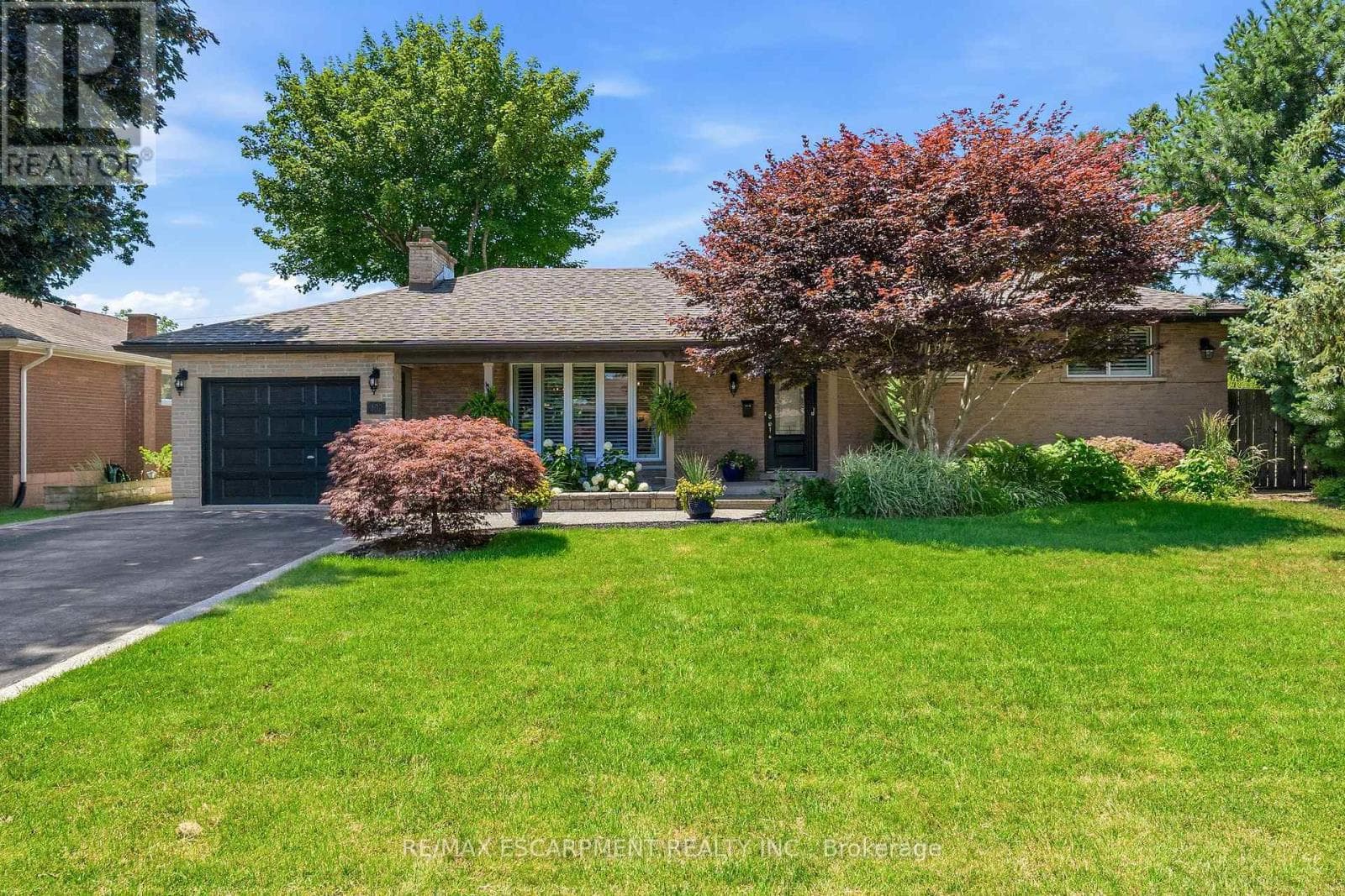 302 Harmony Road