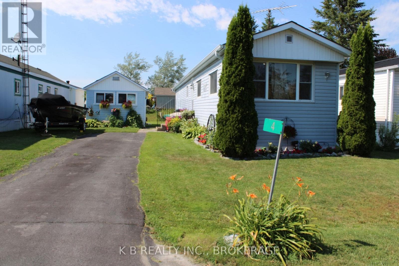 4 Cedar Street