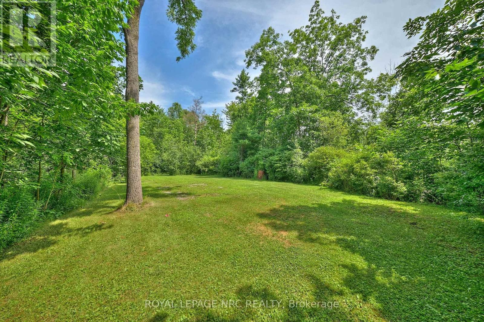 Single Family at 10266 Willodell Road, Niagara Falls (Lyons Creek), Ontario - Photo 7 - RE/MAX Garden City Realty