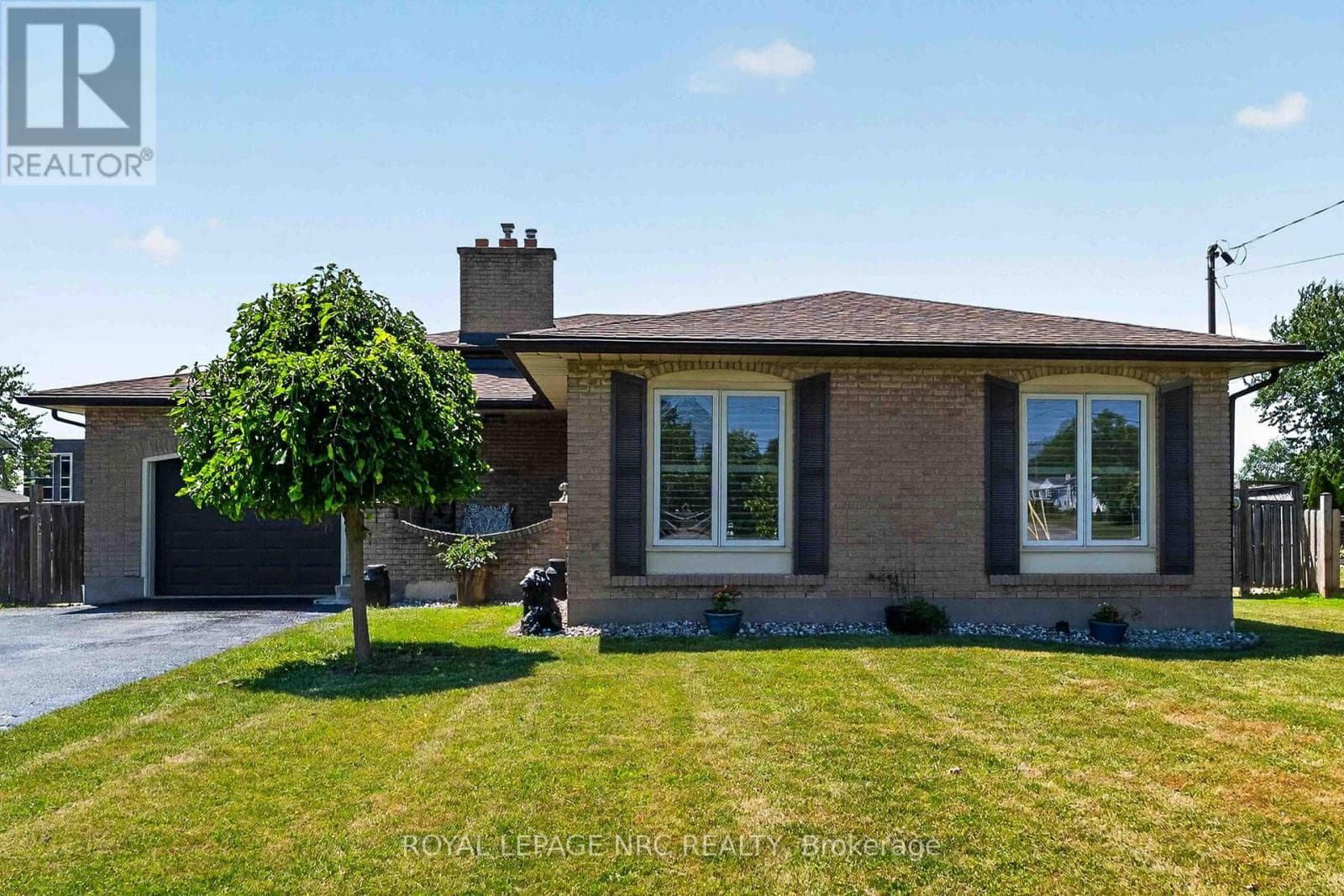 1095 Green Acres Drive
