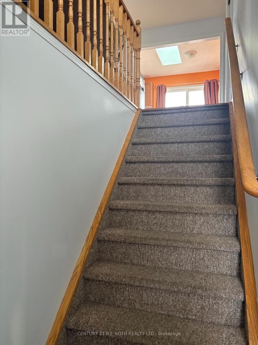 Single Family at 59 Nicklaus Drive, Barrie (East Bayfield), Ontario - Photo 4 - RE/MAX Garden City Realty