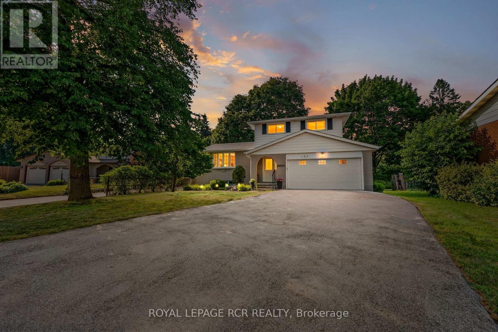 137 White Pine Crescent