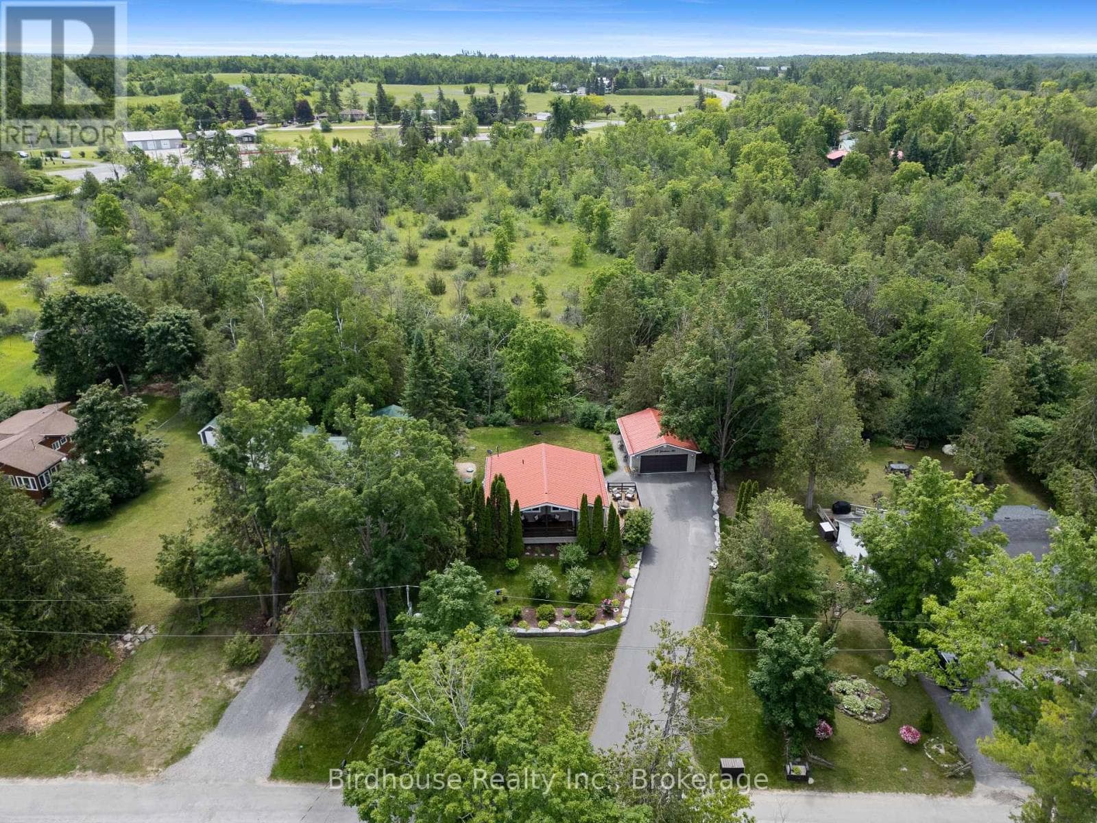 Single Family at 29 Goodman Road, Kawartha Lakes (Fenelon Falls), Ontario - Photo 3 - RE/MAX Garden City Realty